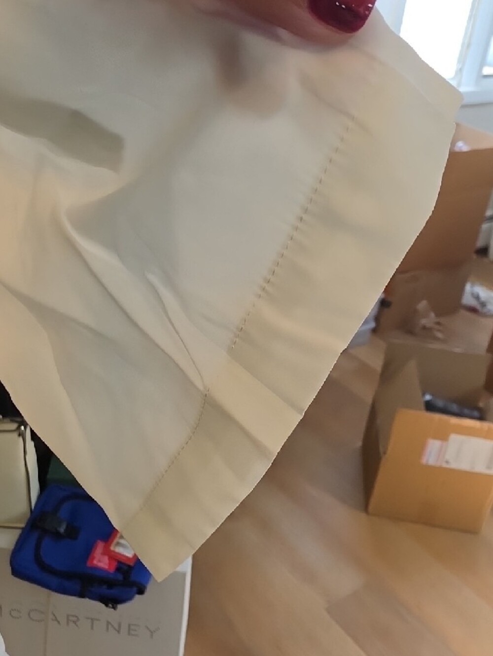 White Button-Down Tunic Dress with Pocket - Picture 5 of 6